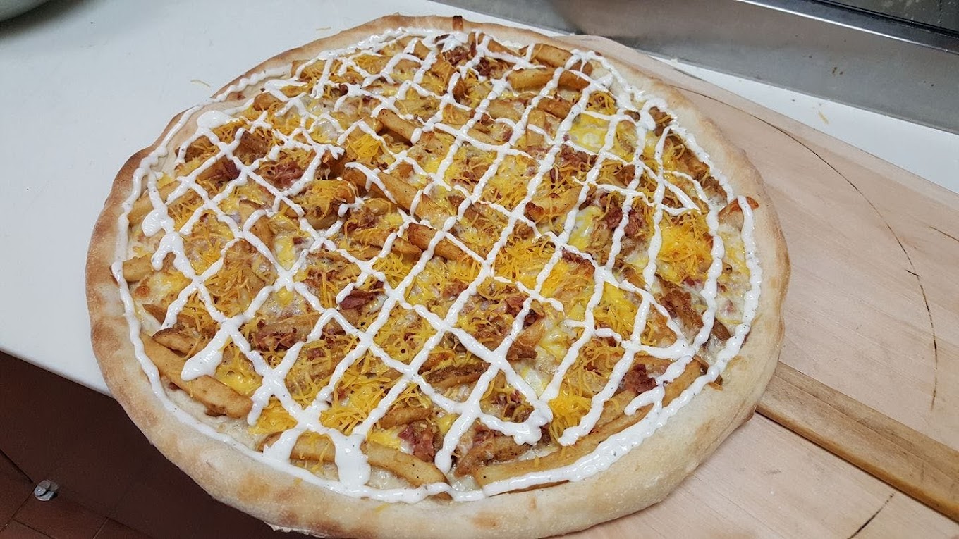 Classic Italian pizza